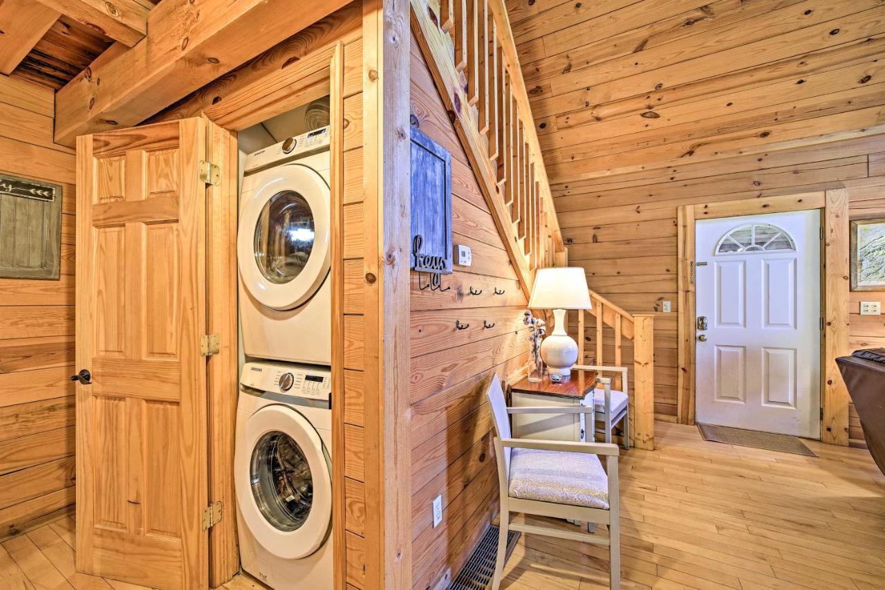 Creekside Bryson City Cabin With Private Hot Tub 외부 사진
